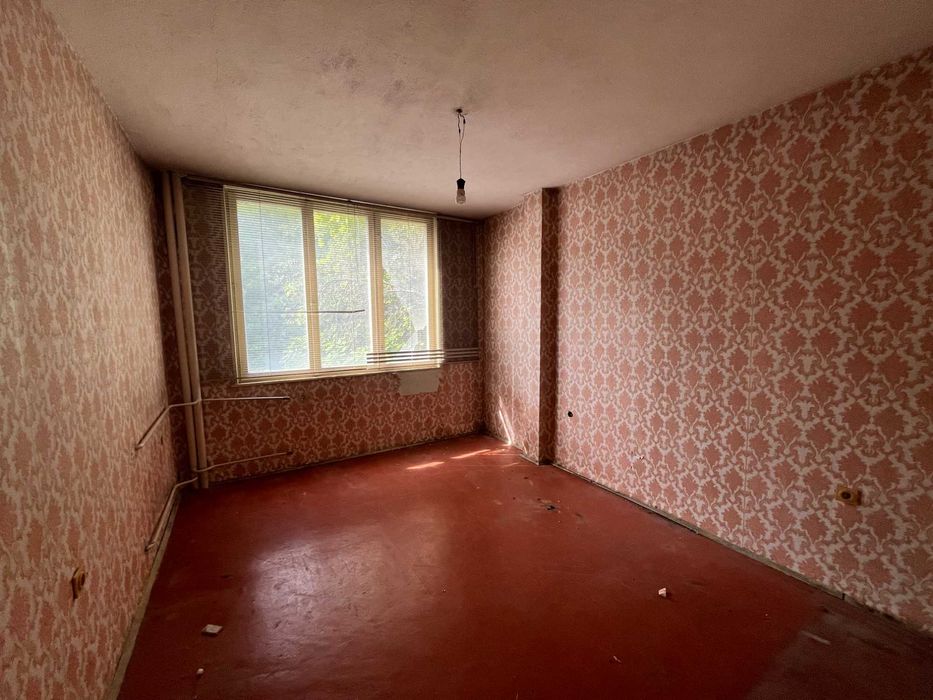 Продава се Четиристаен апартамент в Казанлък - 105 кв.м за 1020 €/кв.м - Снимка #3