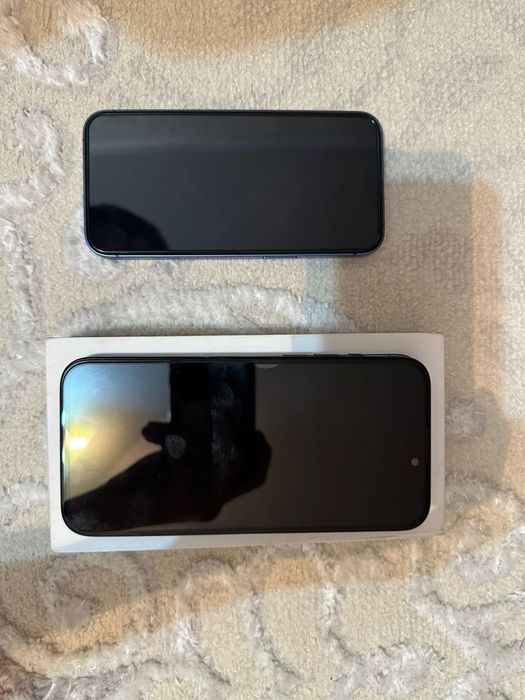 iPhone 15pro max и iPhone 13