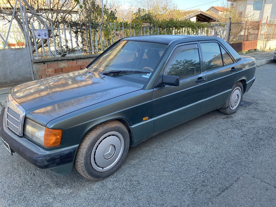 Мерцедес Е190 бензин