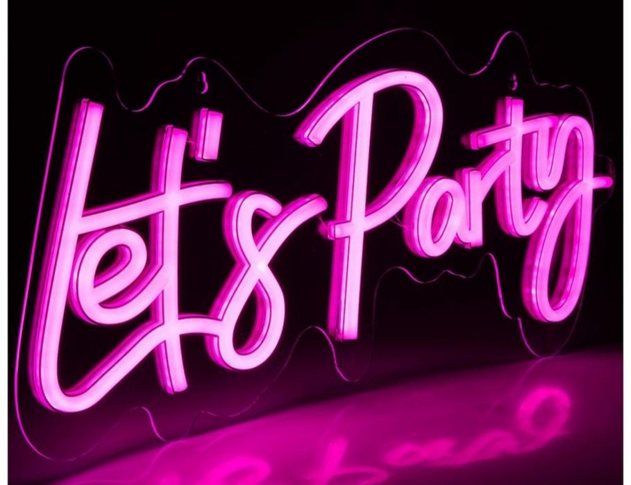 Табела неон Party