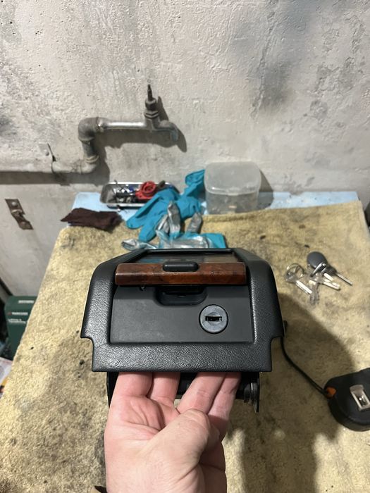 Барче жабка в124 w124