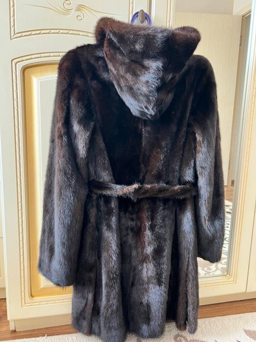 Шуба норковая.