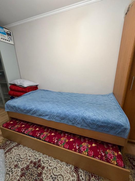 двухярустная кровать