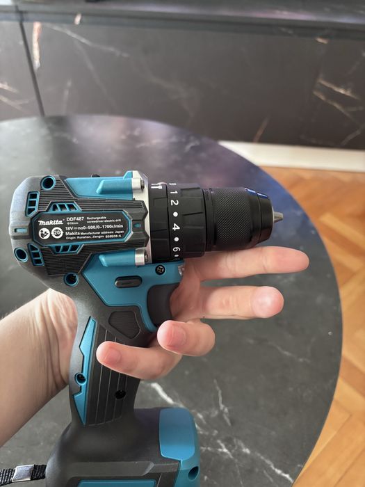Makita DDF487 autofiletantă