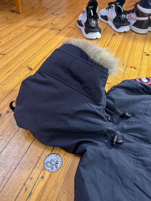 Canada goose puffer jacket яке