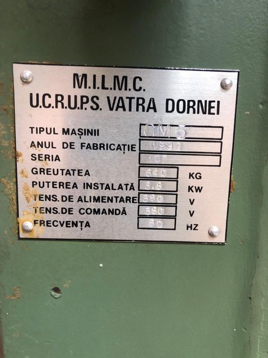 MNF , masina de frezat cu masa mobila