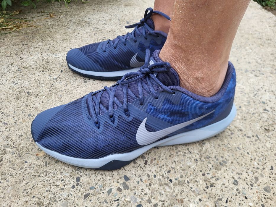 Nike barbati marimea 48.5