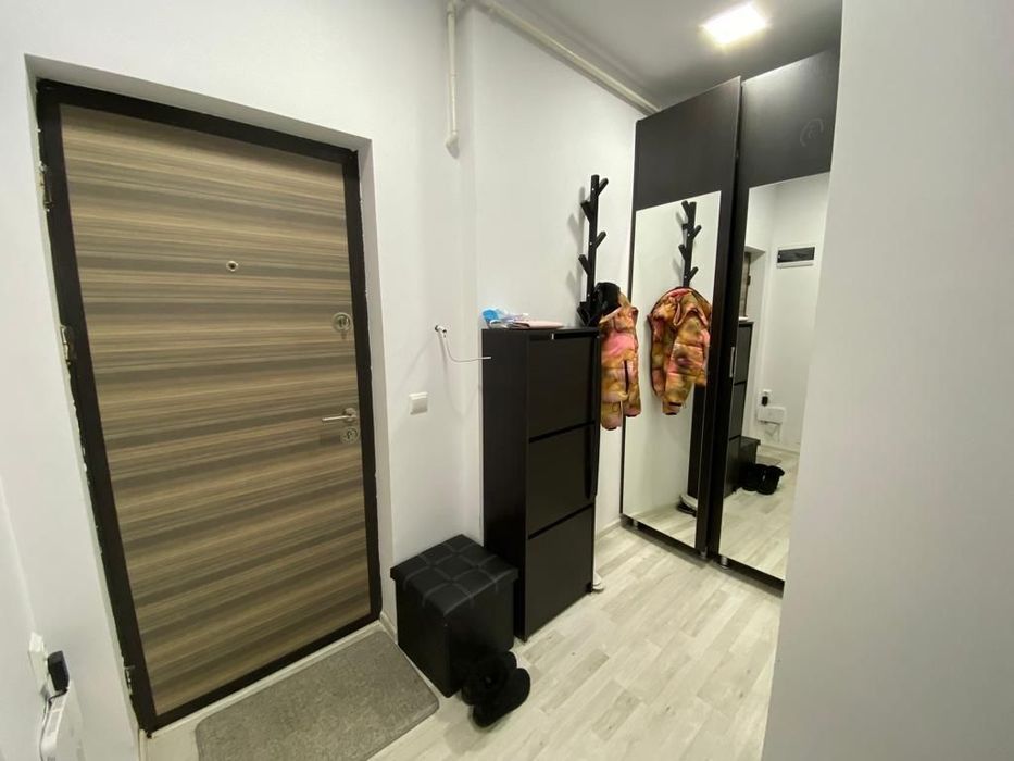 Inchiriez Garsoniera Militari Residence