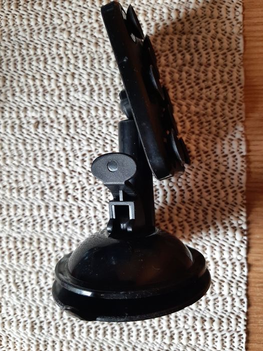 Suport telefon cu ventuze