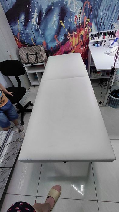 Продаю кушетку для бьюти