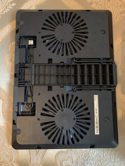 Охлаждающая подставка для ноутбука Deepcool