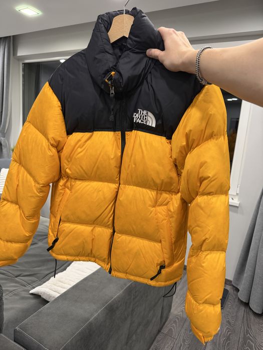 Чисто ново ОРИГИНАЛНО яке The North Face Nuptse 1990 Retro Yellow