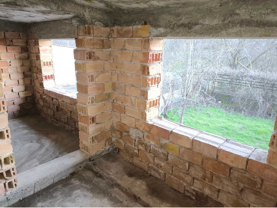 СОБСТВЕНИК - ДВУФАМИЛНА къща + 2 ПАРЦЕЛА за продажба, в село Яздач