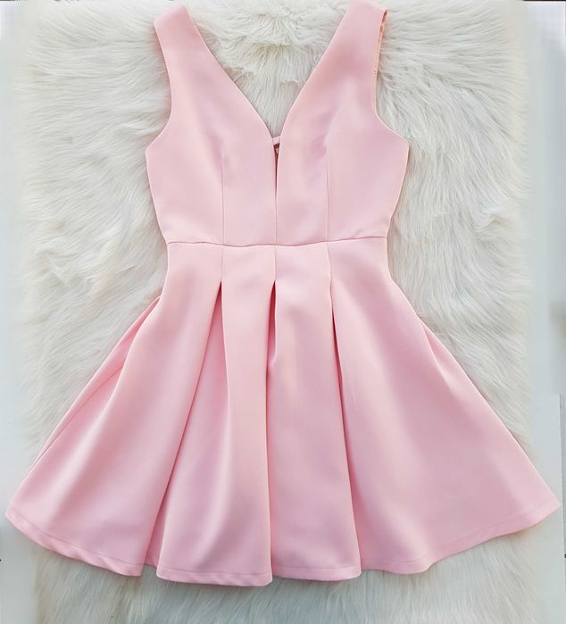 Дамска рокля размер S-М