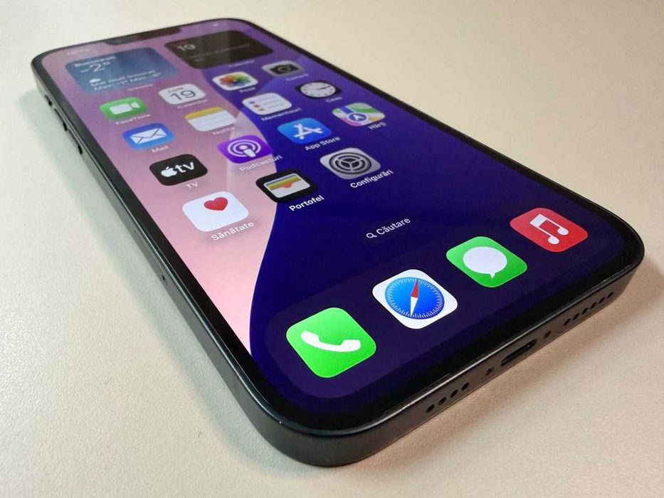  Apple / iPhone 14 Plus 128 Gb / Midnight