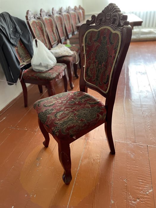 Продам стол со стульями