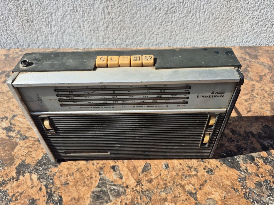 Radio portabil Albatros model S681T,fabricat Electronica made România