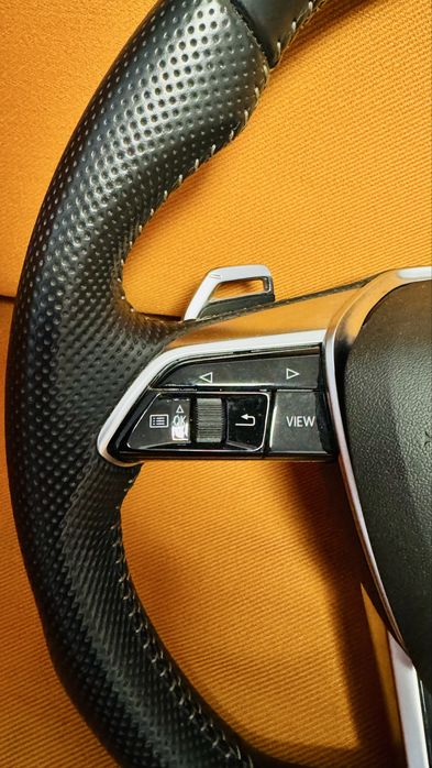 Оригинален скосен волан за Ауди