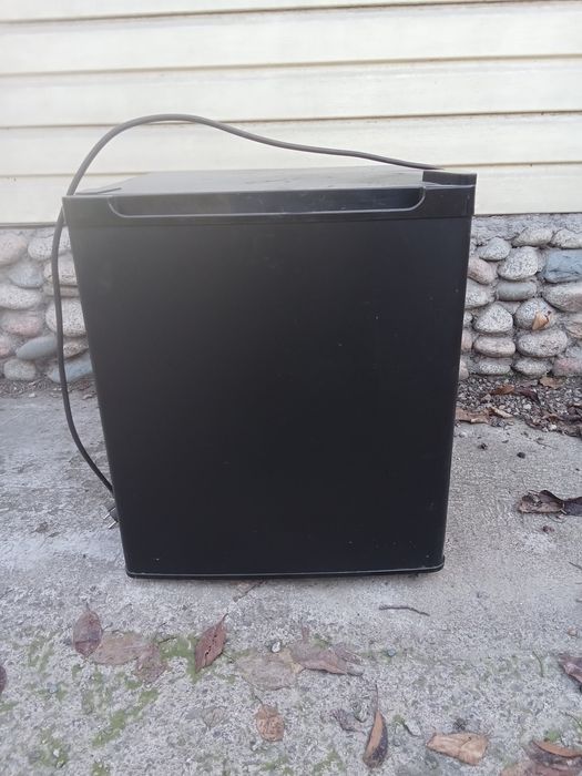 Холодильник мини бар