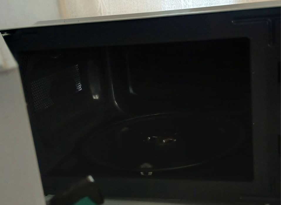 Микровалновка в хорошем состоянии