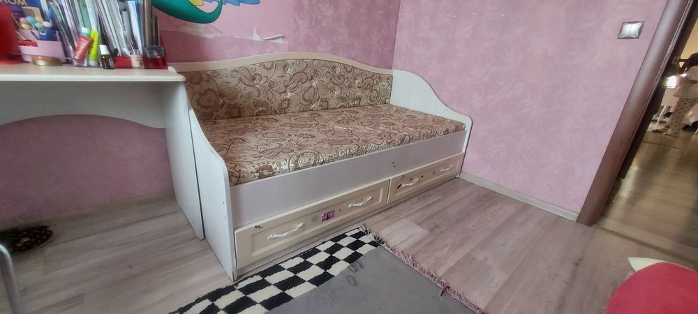 Подростковая кровать с матрасом