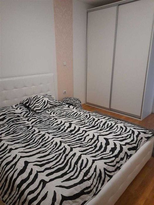 Дава се под наем Двустаен апартамент в Бургас, Лазур - 54 кв.м за 204 € - Снимка #5