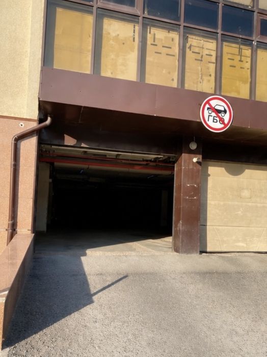 Паркинг в ЖК Аксиома 15,2квм