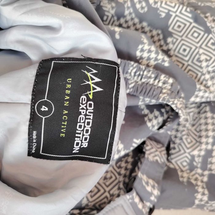 детски дрехи за планина и якета