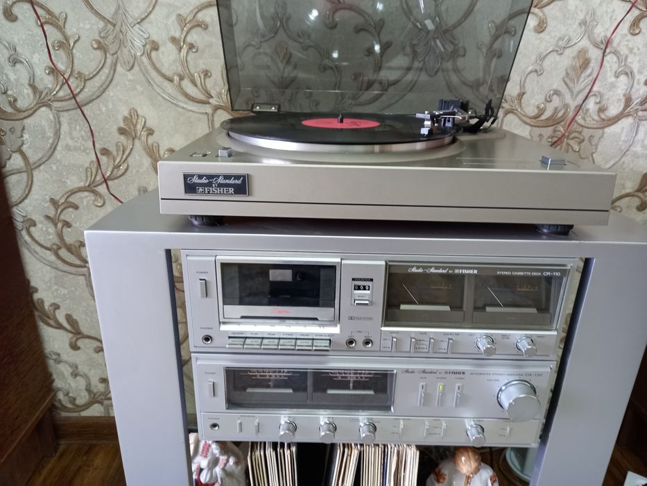 FISHER комплект, вертушка, усилитель,  дека