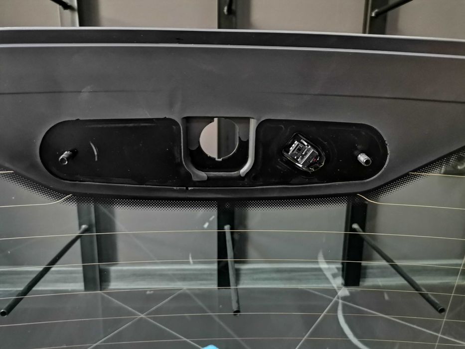 НОВО OE BMW Задно Стъкло Багажник Зелено БМВ G21 G81 Комби 7453410