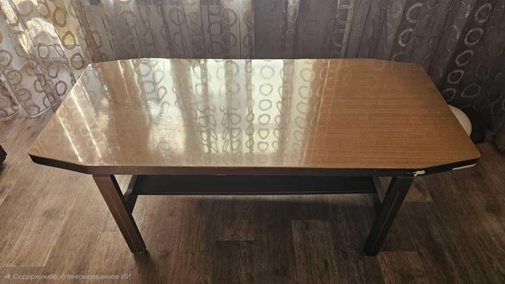 Столик журнальный  б/у