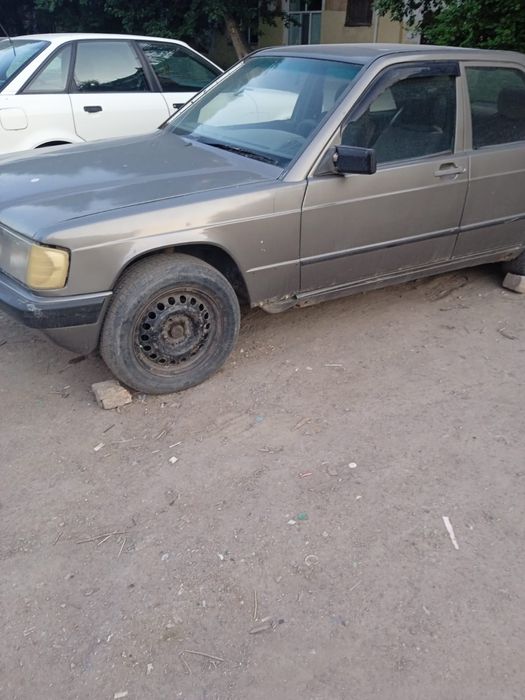 Продам машину Мерседес