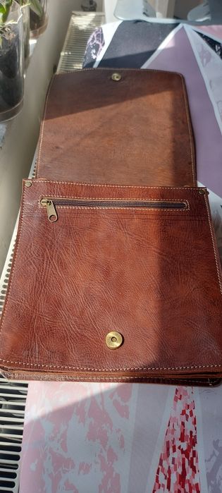 Нова италианска чанта от естествена кожа