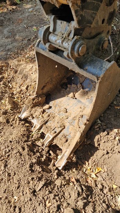 Miniexcavator de inchiriat / mini excavator inchiriere