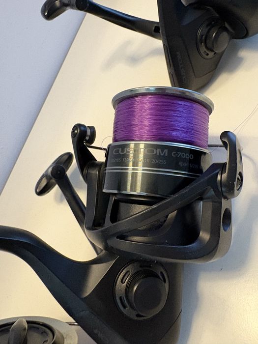 Vand 3 mulinete Okuma Custom 7000 ca noi!