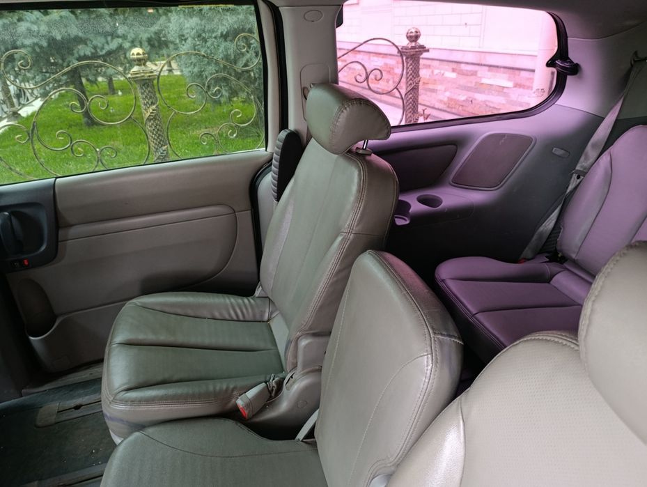 Продается Kia Carnival