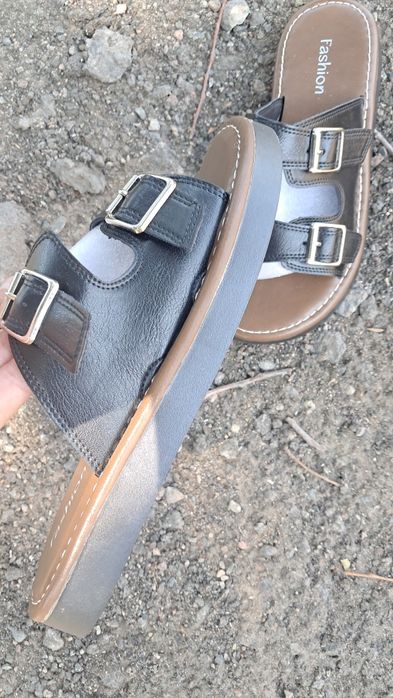 Новые тапочки 38,5 размера