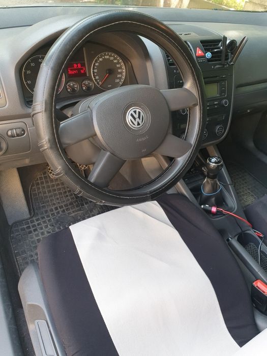 Vînd Urgent Golf 5 1.4 MPI (2004)