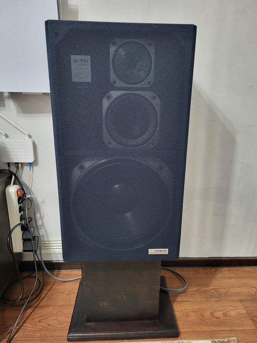 Акустика Onkyo D-7R