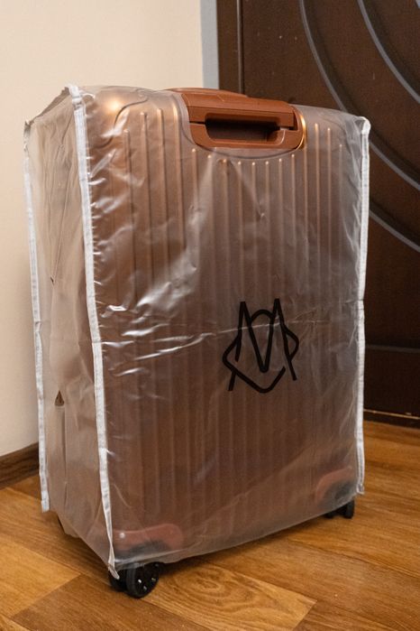 RIMOWA Bronze Collection — лимитированный чемодан (Check-In M)