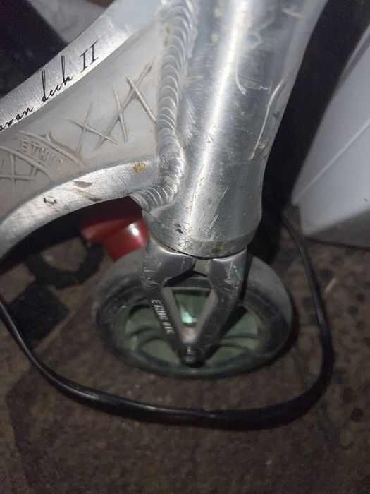 Трюковой самокат