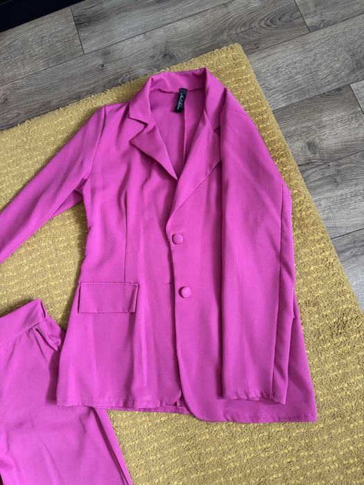 Vand costum dama din 3 piese