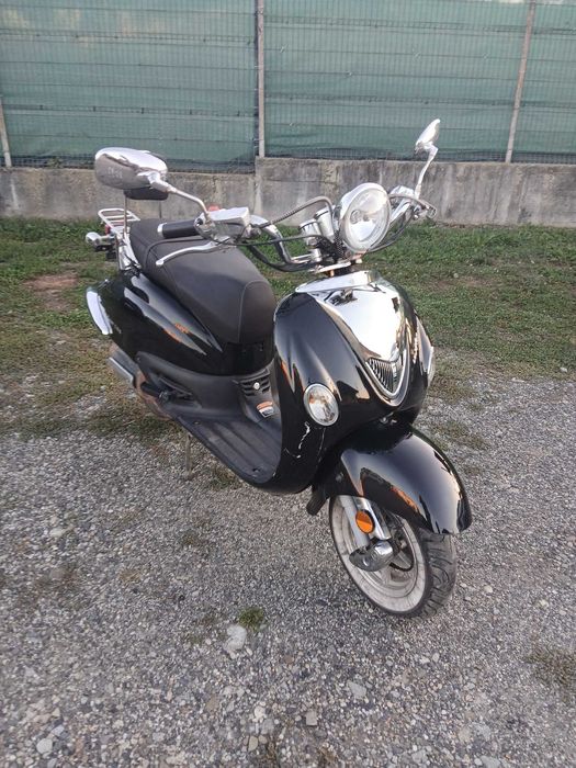 Scuter Luxxon Cruiser 125 an 2024