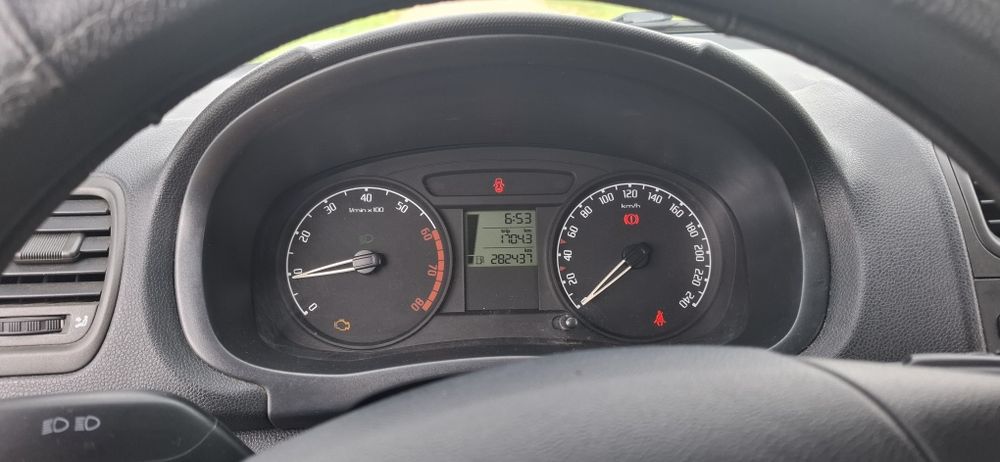 SKODA Fabia 2008 — imagine 2