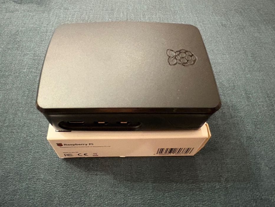 Raspberry Pi 5 8GB + кейс