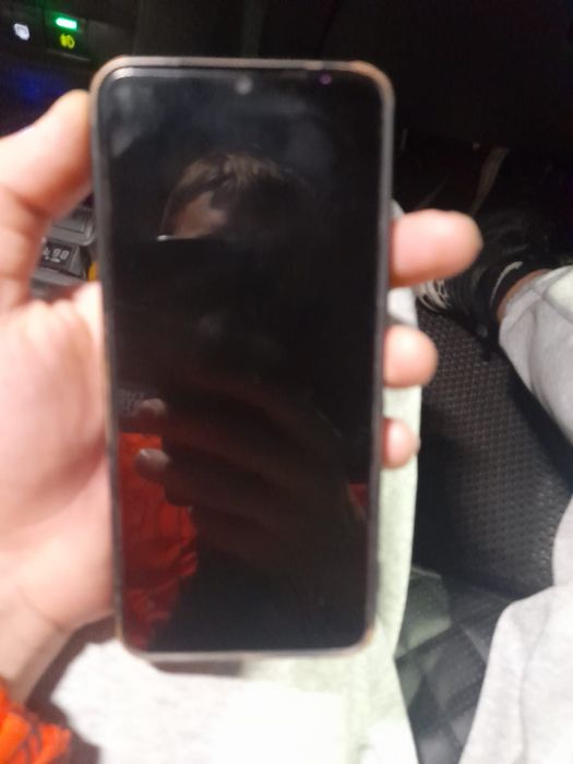 Продам Vivo Y03.