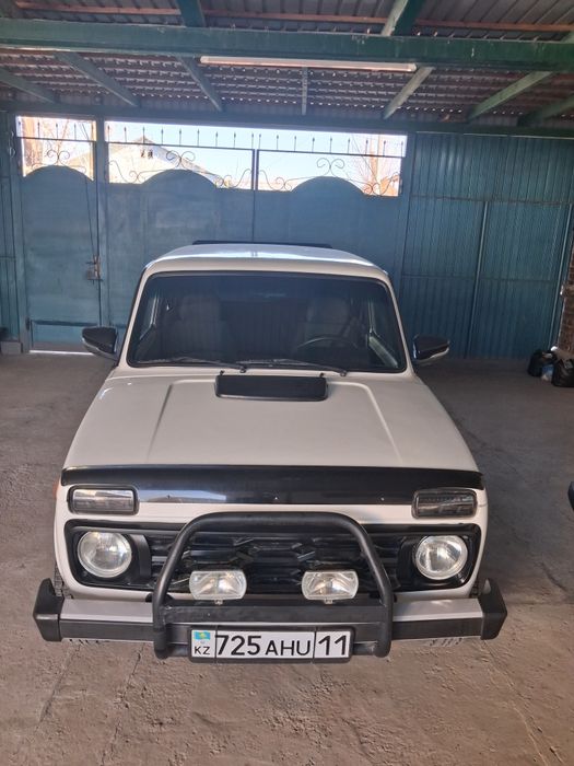 Нива 2121 продам