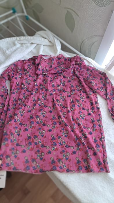 Продам одежду рубашки платья топы