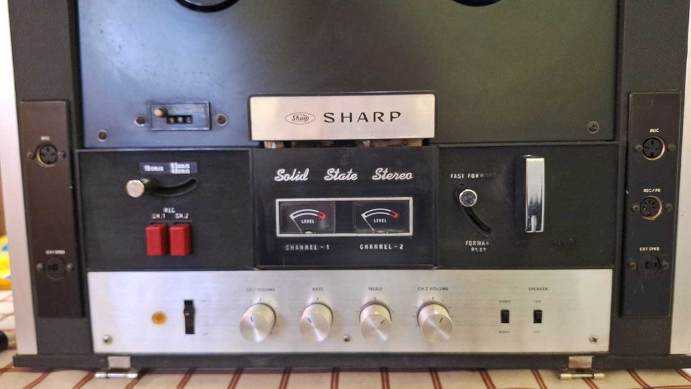 Magnetofon Sharp RD 711D