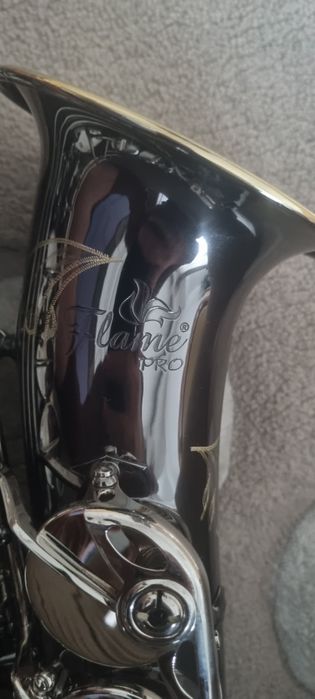 Saxofon Alto Flame Pro – nou, doar desigilat